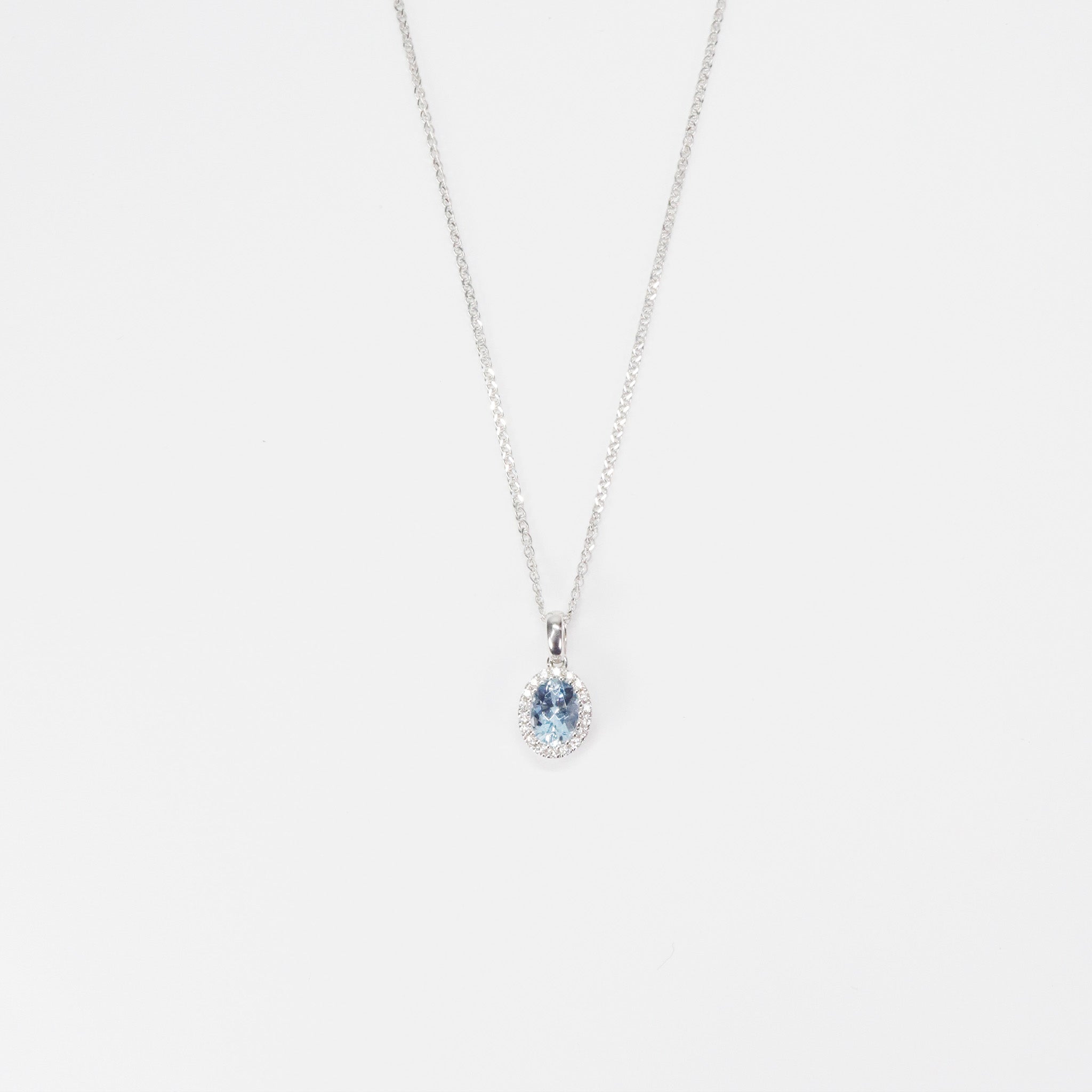 Collar con Aquamarina