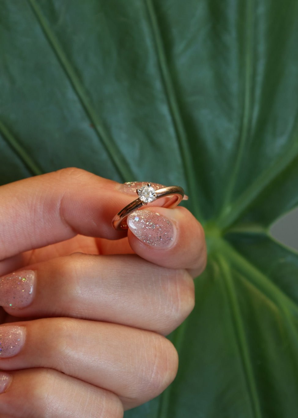 Anillo de Compromiso en Oro Rosa 14k con Diamante Natural 0.30ct