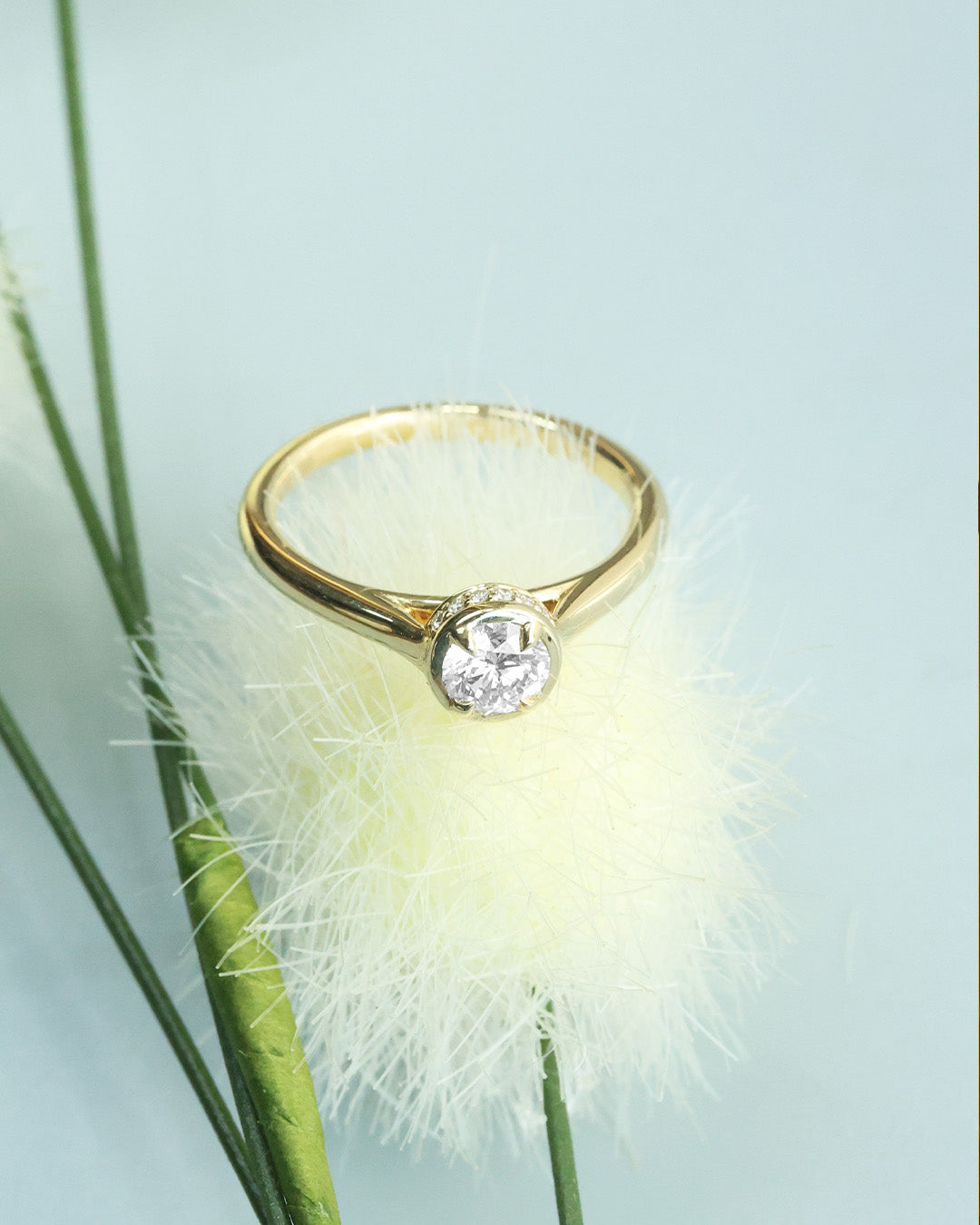 Anillo de compromiso solitario Bicel