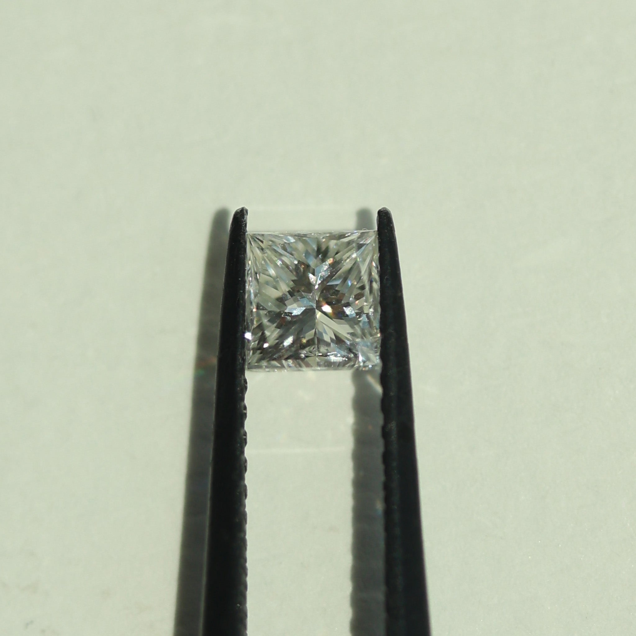 Diamante Natural Princess .57ct G VVS1